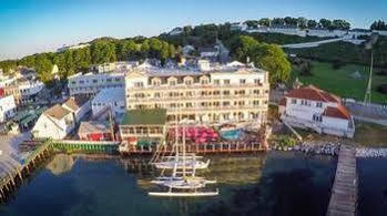 Chippewa Hotel Waterfront Mackinac Island Exterior photo